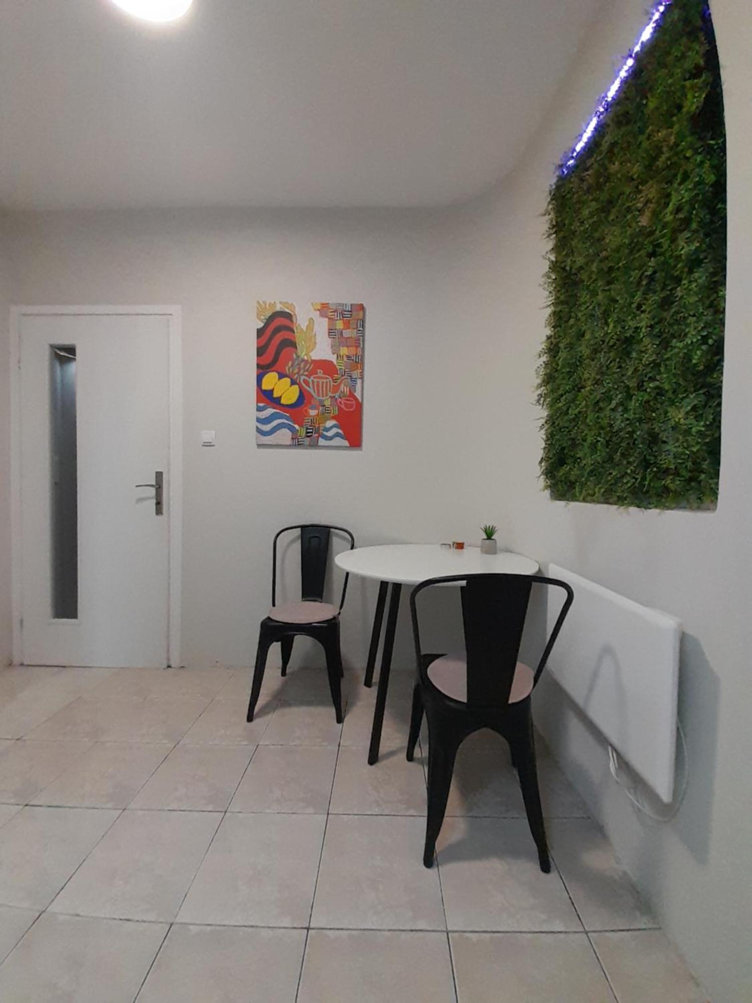 Appartement Cool & Cozy Center à Subotica Extérieur photo